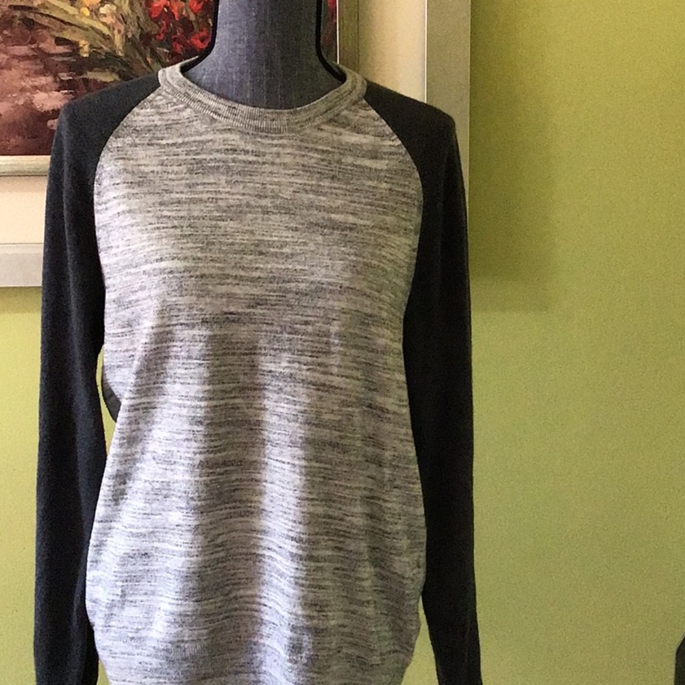 BR sweater